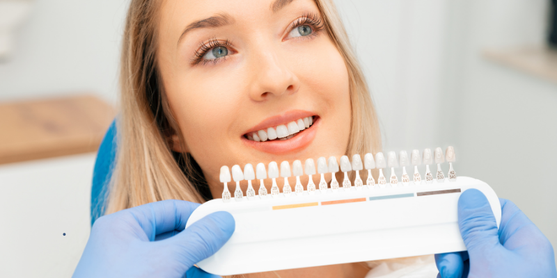 Porcelain vs Composite Veneers: Which Is Better for Your Smile Makeover in Dubai?